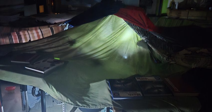 Div 6 Blanket Fort Day